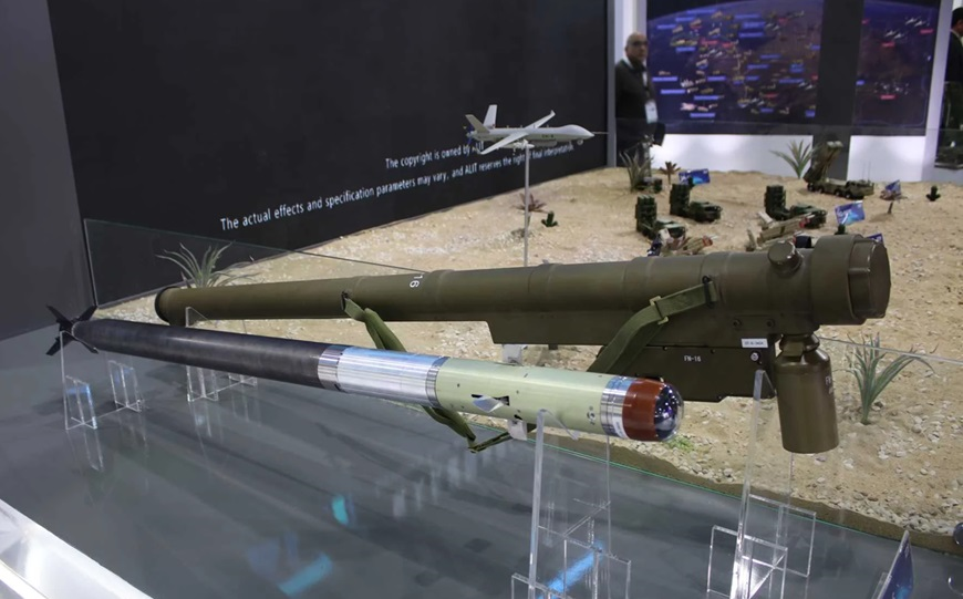 Quân sự thế giới hôm nay (4-12): Trung Quốc trình làng hệ thống tên lửa phòng không vác vai FN-16 